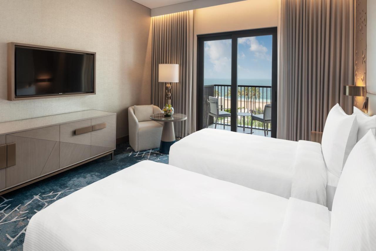 Palace Beach Resort Fujairah Eksteriør billede Deluxe Ocean View Room