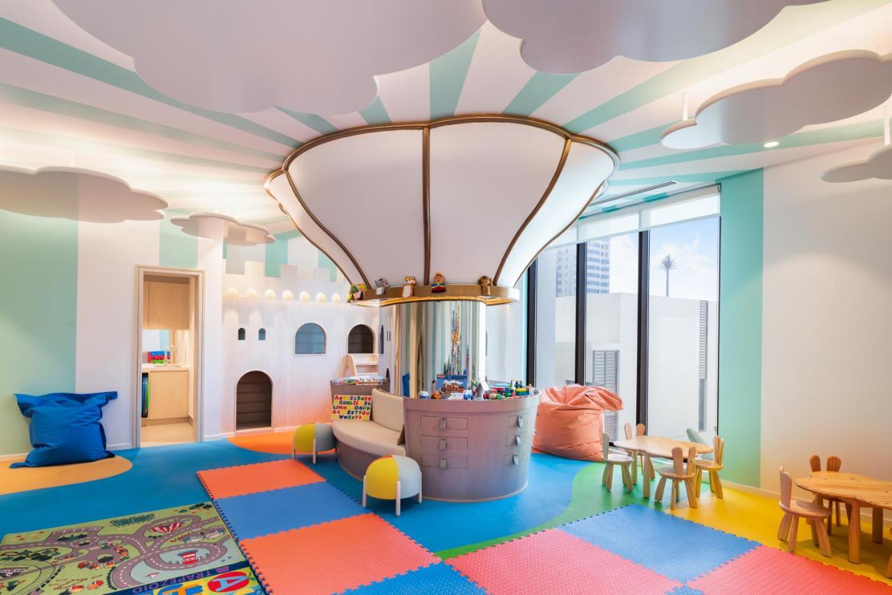 Palace Beach Resort Fujairah Eksteriør billede The Children's Club at The Westin Hong Kong