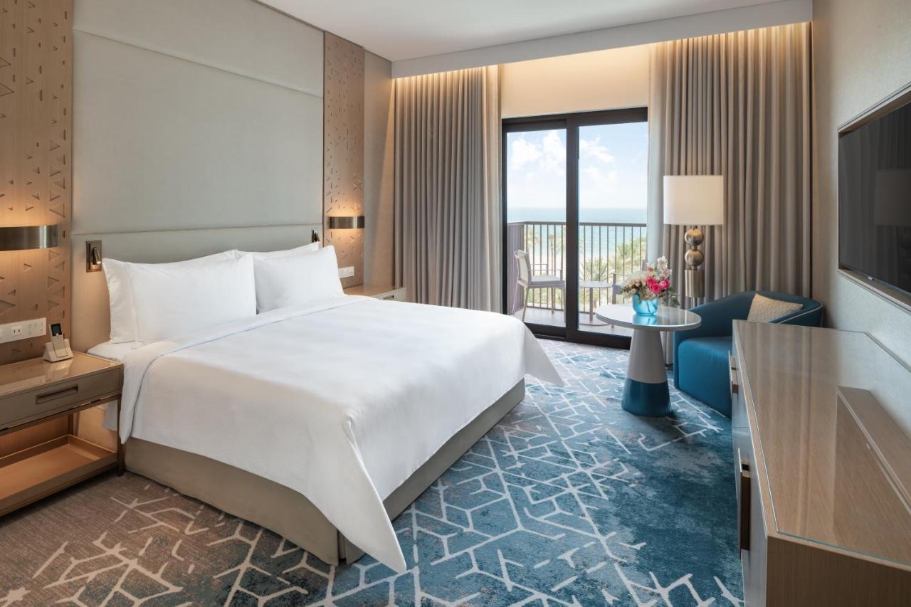 Palace Beach Resort Fujairah Eksteriør billede Deluxe Ocean View Room